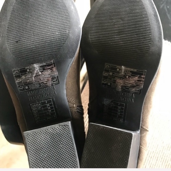 SOLD Ankle Booties Faux Suede Olive/Like New - Picture 3 of 4